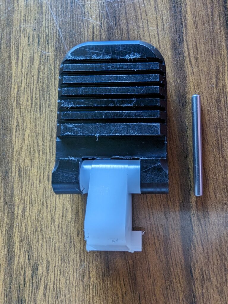 Mistral Mast Track Pedal 89+